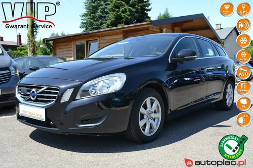 Volvo V60 I 2.0 Nawigacja*Climatronic*Serwis*LED*Automat T 203KM