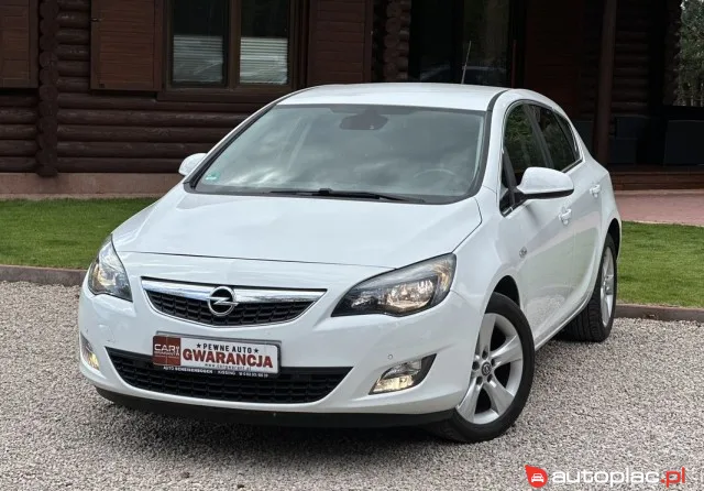 Opel Astra 2010 na sprzedaż