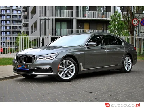BMW Seria 7 4.4