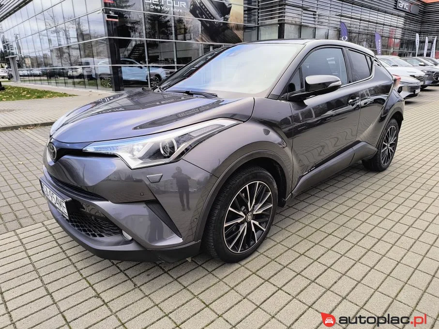Toyota C-HR 2017 na sprzedaż