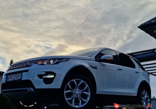 Land Rover Discovery Sport 2.0 Biały 4X4 Automat 9HP 180-PS
