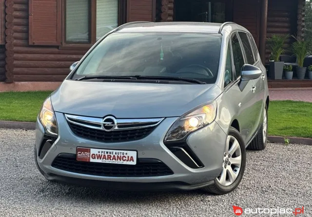 Opel Zafira 2012 na sprzedaż