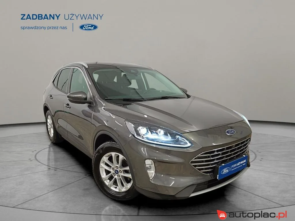 Ford Kuga 2022 na sprzedaż