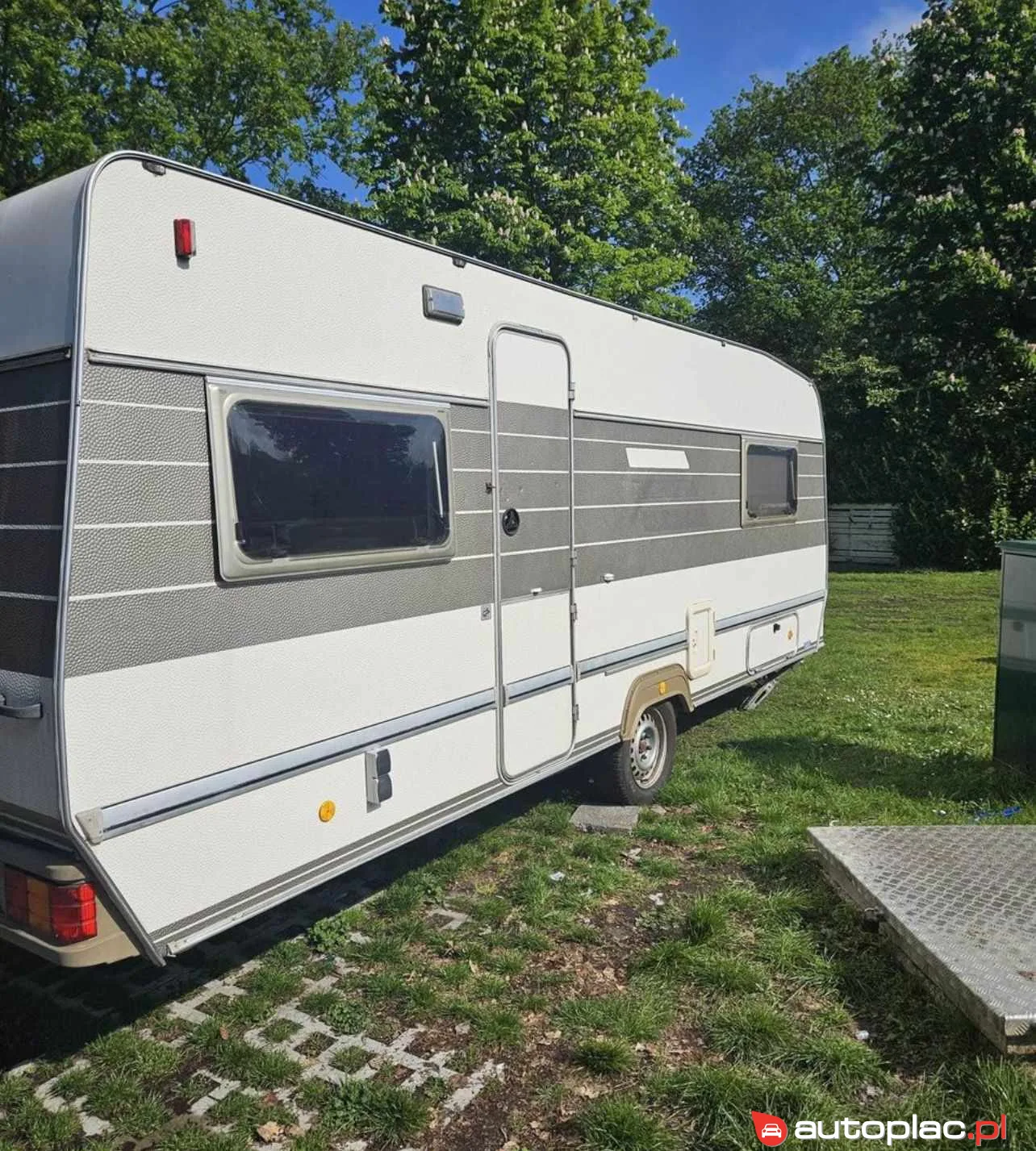 Przyczepa kampingowa Przyczepa 2001 na sprzedaż