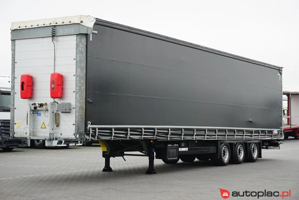 Schmitz cargobull firanka Schmitz 2017 na sprzedaż